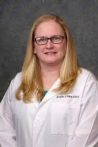 Jennifer Hunn, FNP Mrs. Hunn graduated with an Associate's Degree in Nursing from Jewish Hospital College of Nursing and Allied Health. Mrs. Hunn then completed her Bachelors of Science in Nursing from University of Missouri St. Louis. Lastly, Mrs. Hunn completed her Master's Degree as a Family Nurse Practitioner.